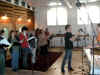 081012_Singkreis04.JPG (91618 Byte)
